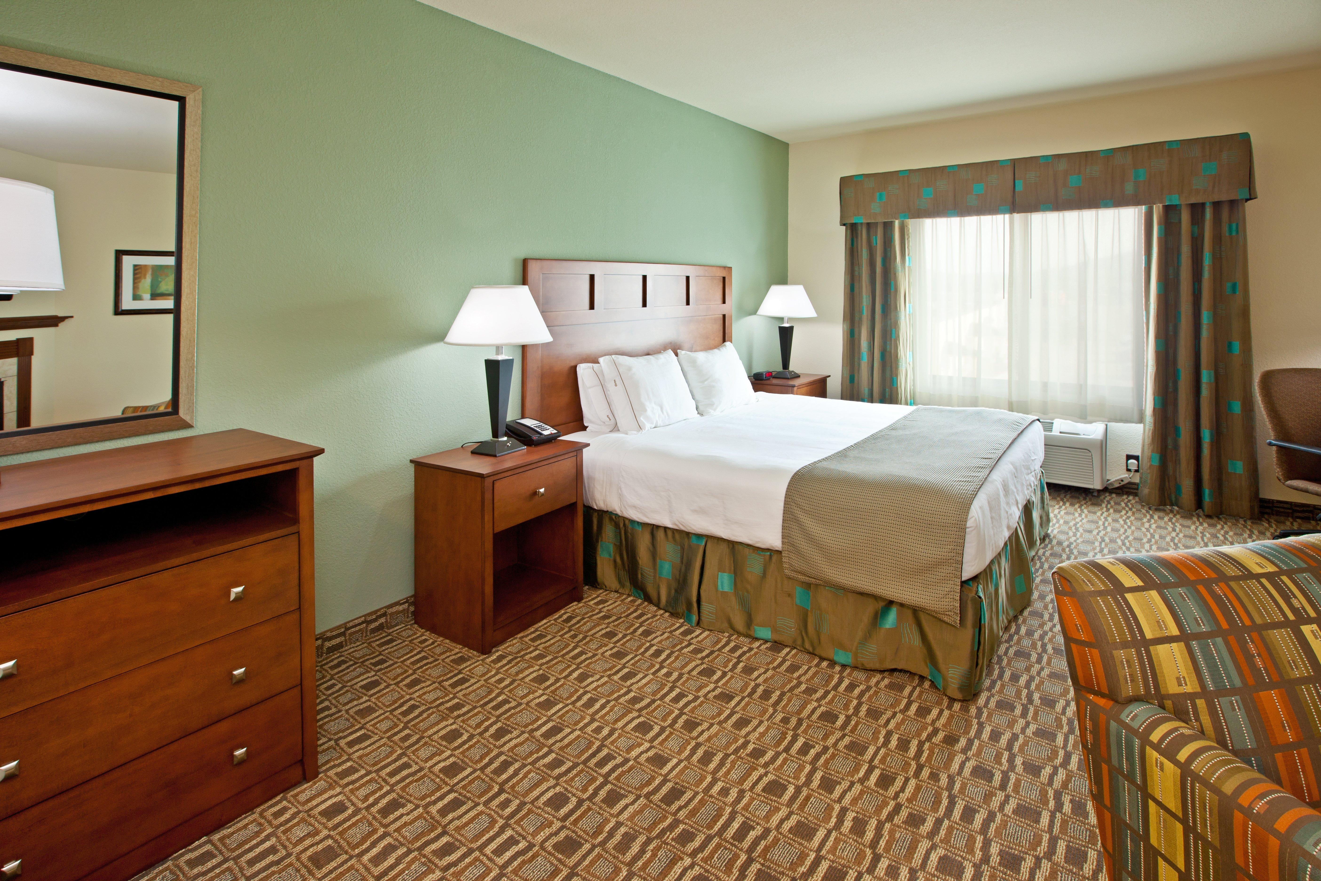 Holiday Inn Express & Suites Ripley By Ihg Номер фото