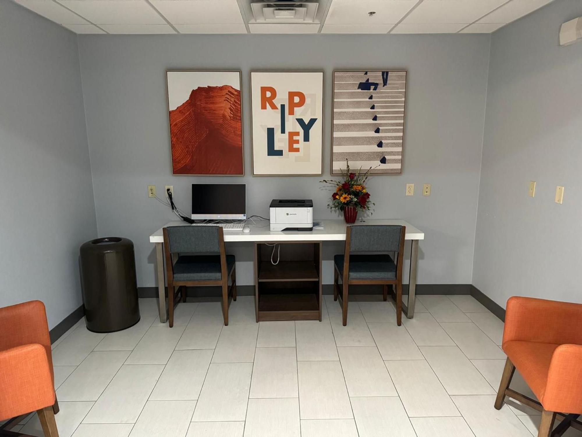 Holiday Inn Express & Suites Ripley By Ihg Экстерьер фото
