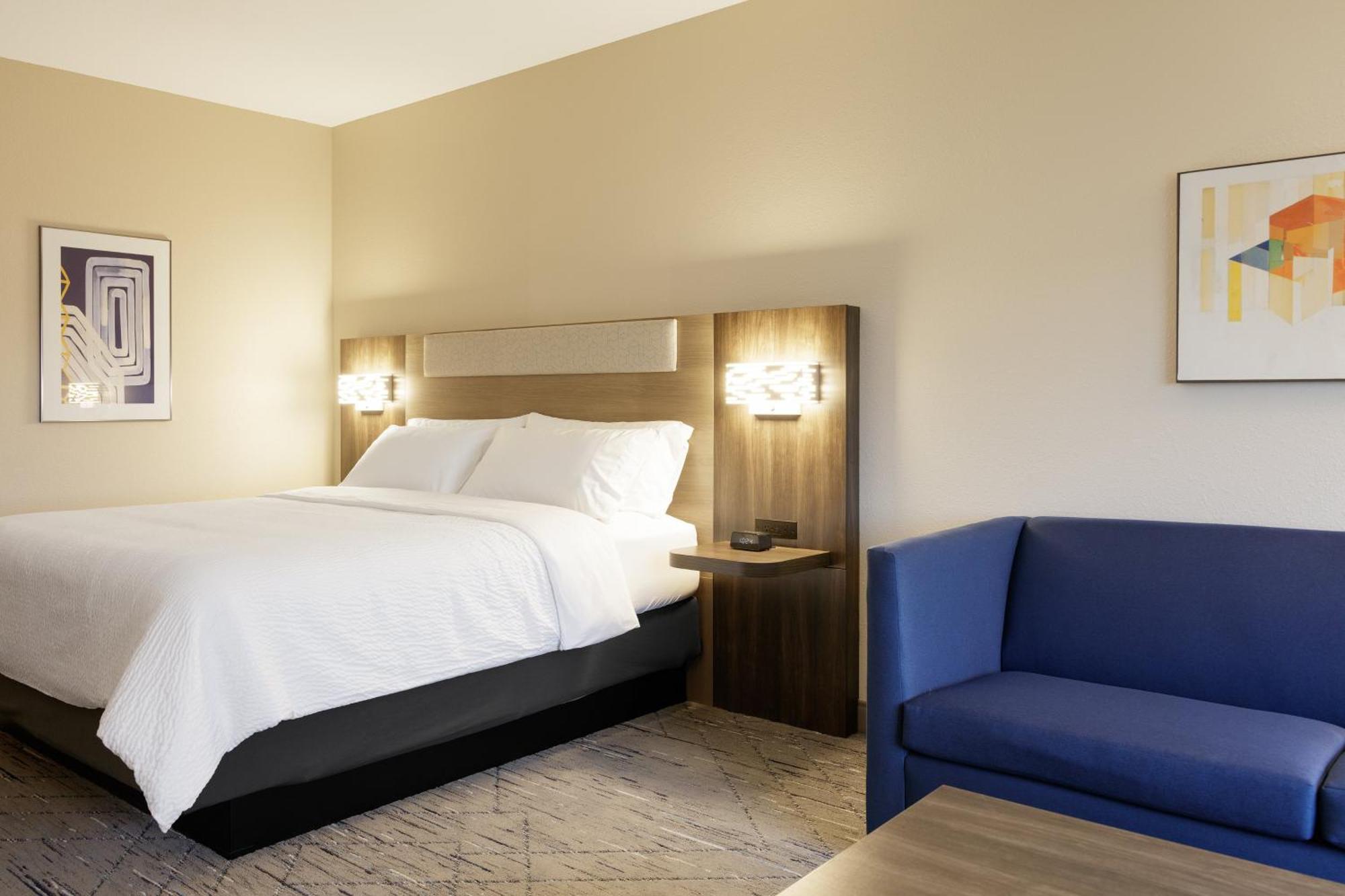 Holiday Inn Express & Suites Ripley By Ihg Экстерьер фото