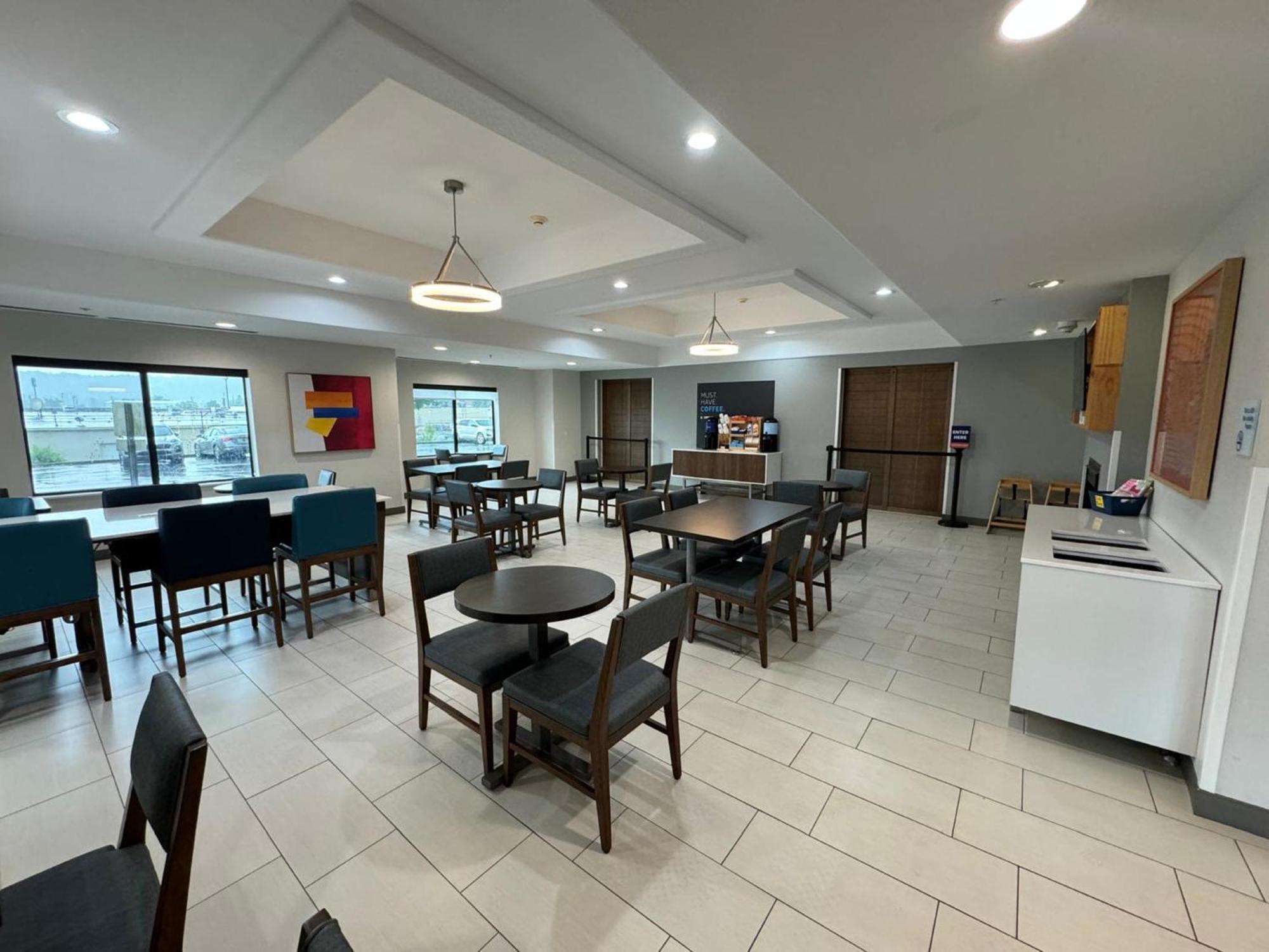 Holiday Inn Express & Suites Ripley By Ihg Экстерьер фото