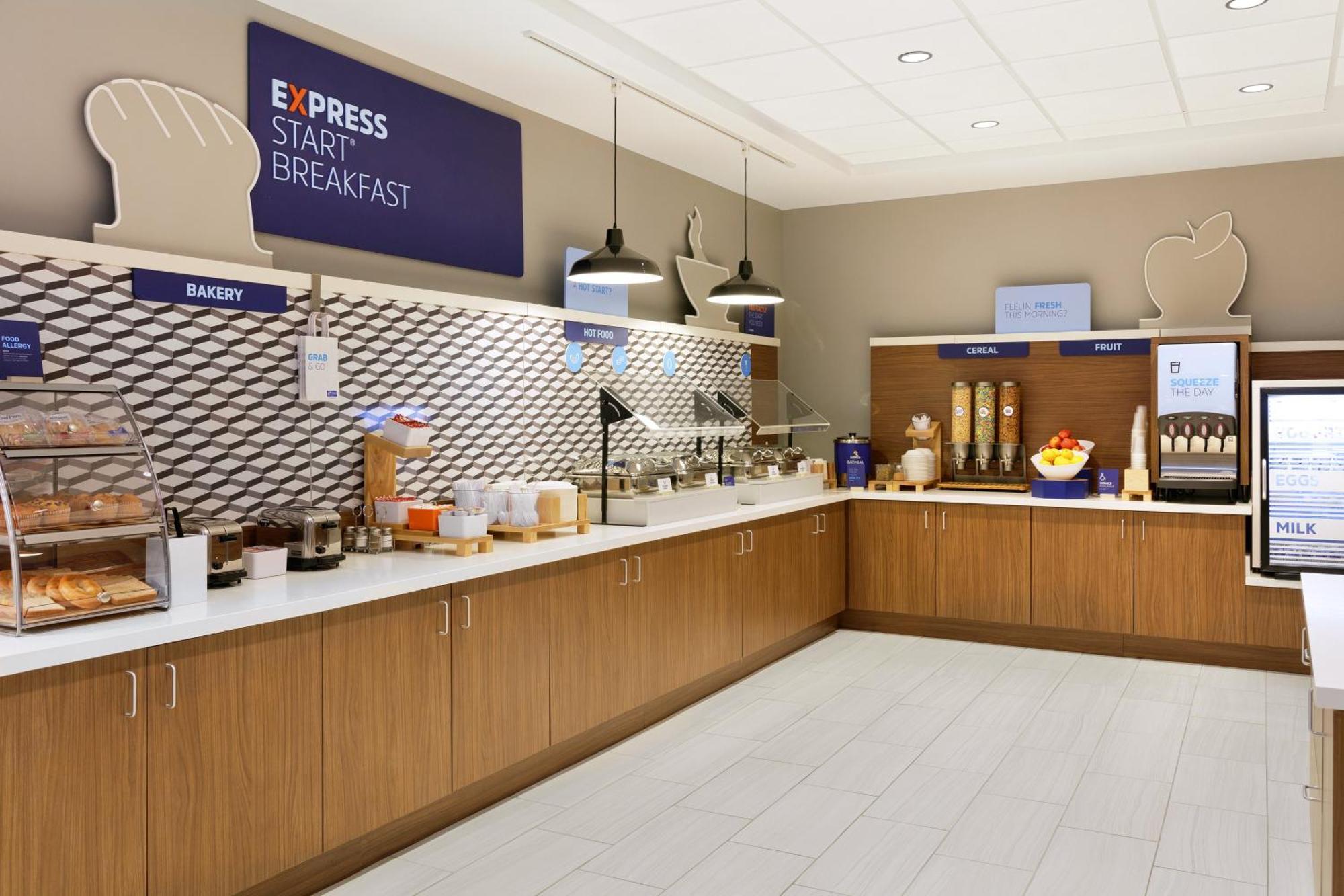 Holiday Inn Express & Suites Ripley By Ihg Экстерьер фото