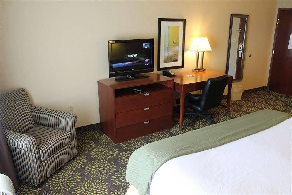 Holiday Inn Express & Suites Ripley By Ihg Экстерьер фото