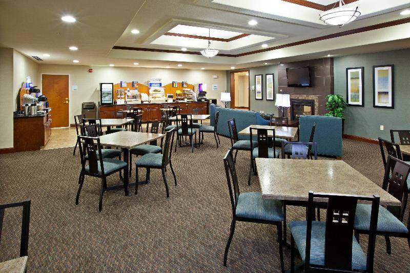 Holiday Inn Express & Suites Ripley By Ihg Экстерьер фото